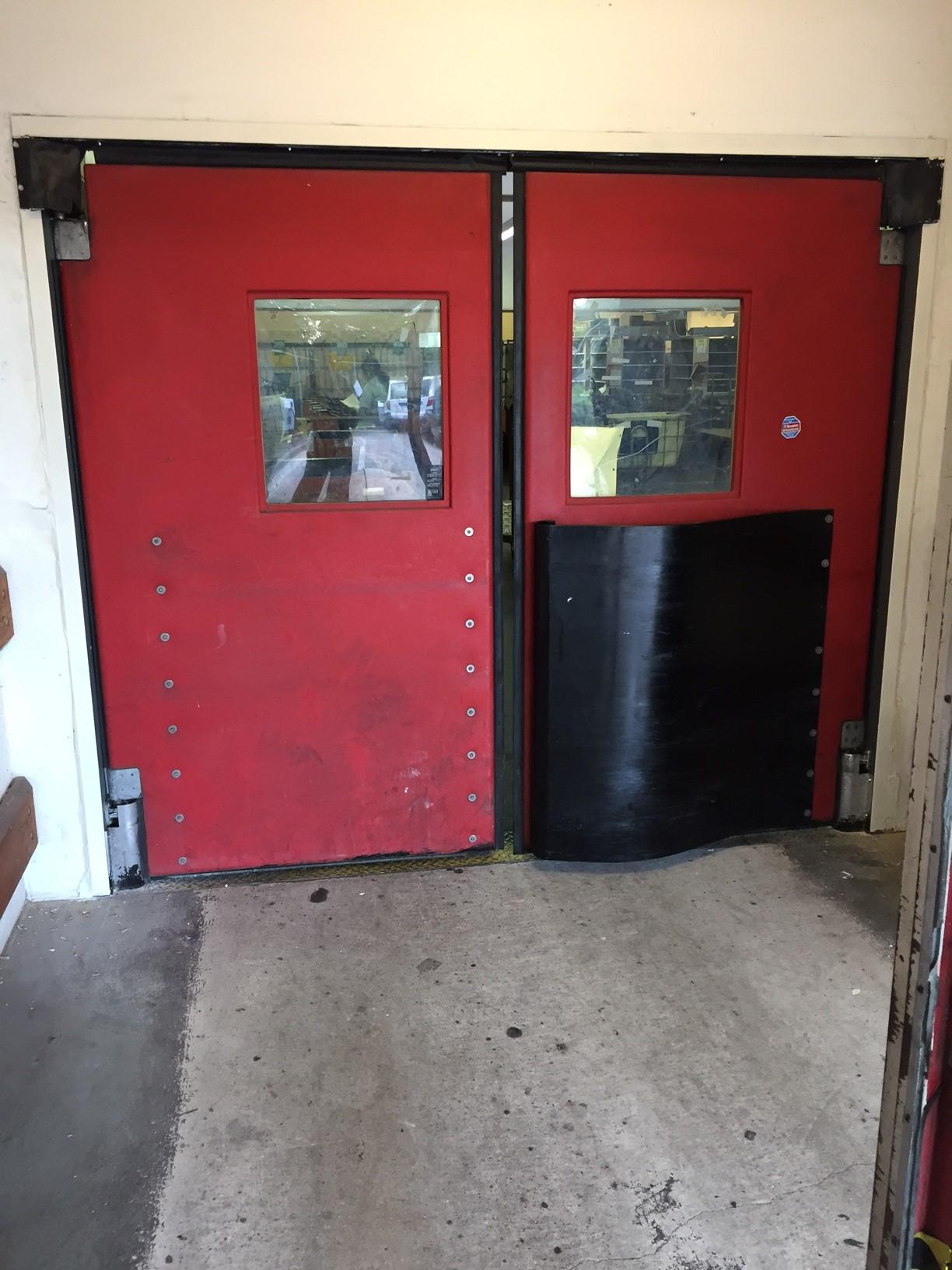 Traffic doors